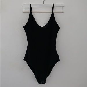 🌺SALE🌺 AE V-Neck Bodysuit